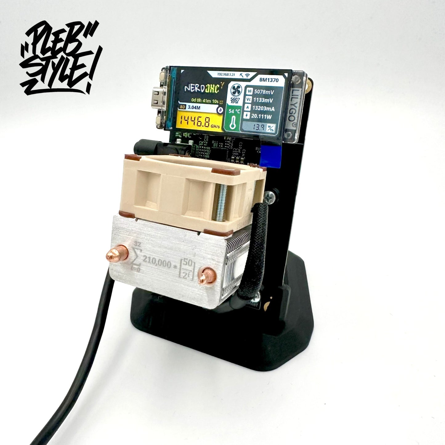 Nerdaxe Gamma – Made in Germany (inkl. Netzteil & Ständer)